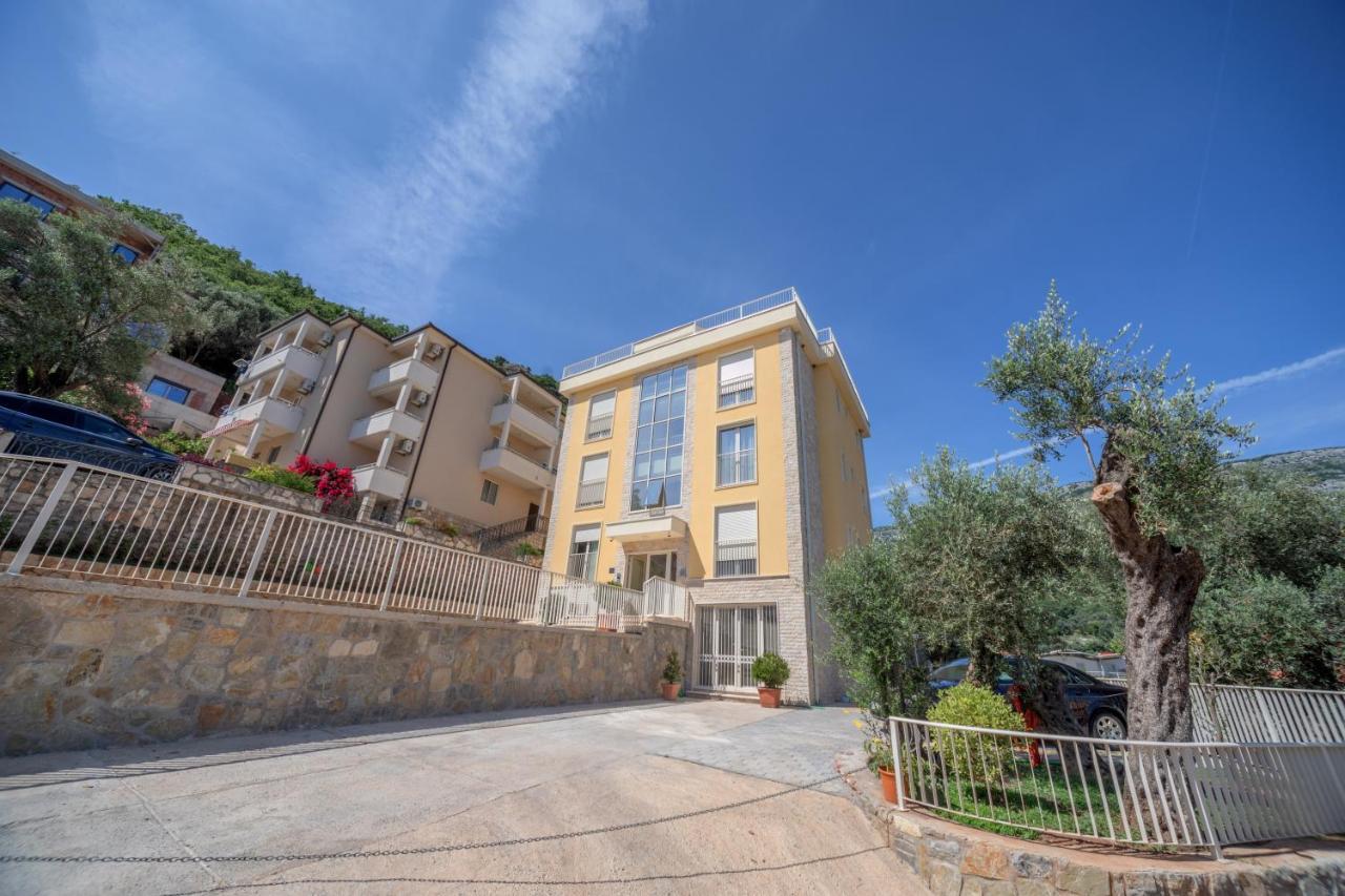 Apartments Bonazza Petrovac na moru Exterior foto