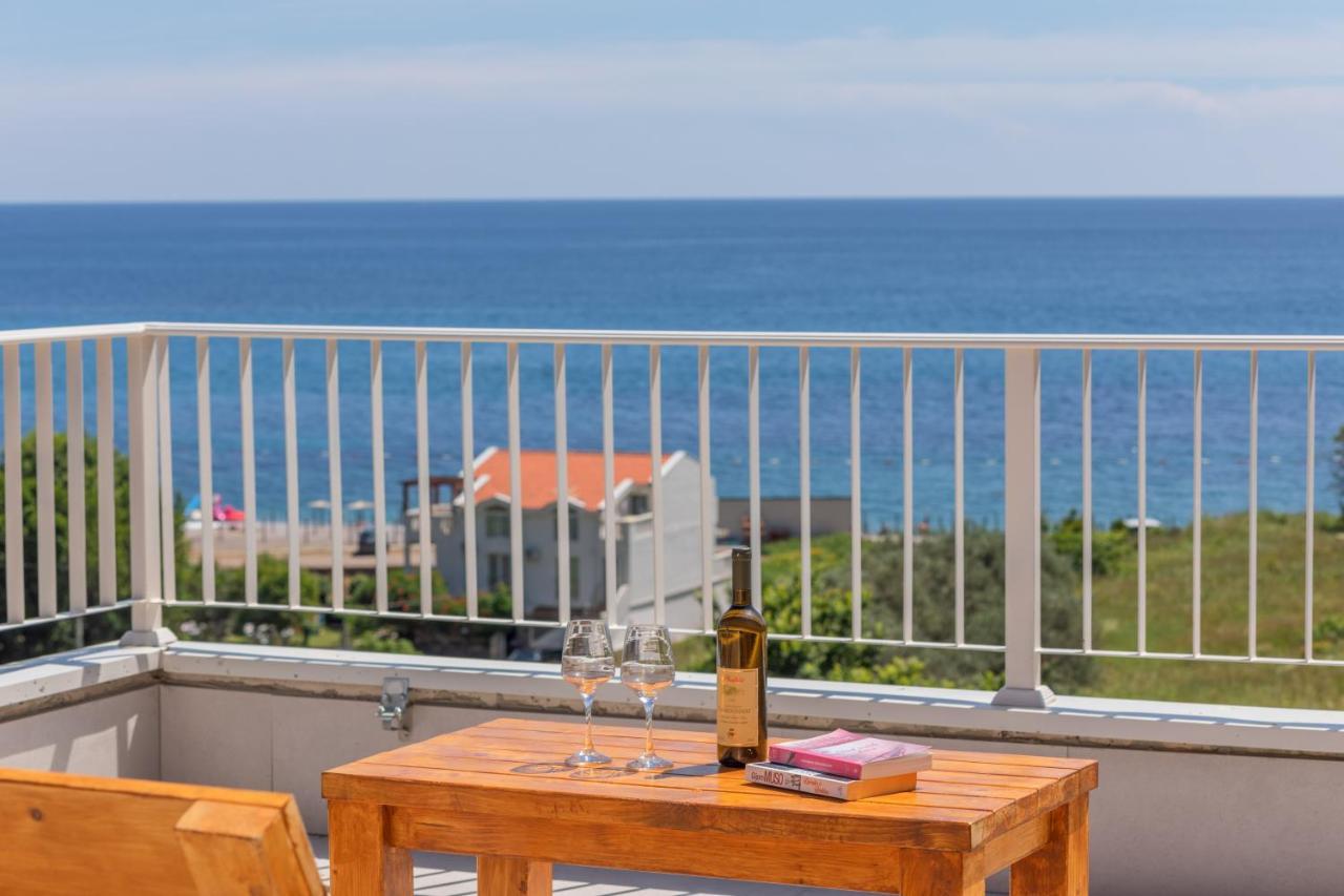 Apartments Bonazza Petrovac na moru Exterior foto